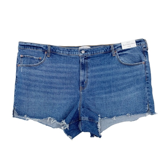 Abercrombie and Fitch The 4" Mom Short High Rise Medium Wash Denim Plus Size 24 - Picture 1 of 9